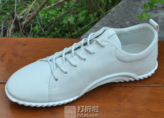 限尺码 ECCO 爱步 19年春季新款 Vibration 活力1.0 女式休闲运动鞋 39码￥440 中亚Prime会员免运费直邮到手约￥495 天猫￥1049