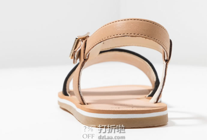 Clarks 其乐 Skylark Pure Youth 女式凉鞋 ¥261起 中亚Prime会员免运费直邮到手约¥289 两色可选