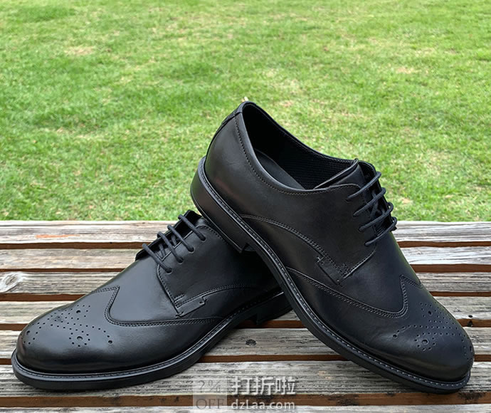 ECCO 爱步 19年春季新款 Vitrus III 唯图系列 布洛克鞋 男式正装鞋 ￥693 两色可选 天猫￥1649