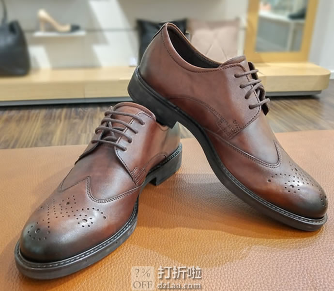 ECCO 爱步 19年春季新款 Vitrus III 唯图系列 布洛克鞋 男式正装鞋 ￥693 两色可选 天猫￥1649