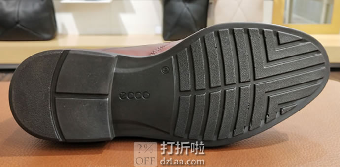 ECCO 爱步 19年春季新款 Vitrus III 唯图系列 布洛克鞋 男式正装鞋 ￥693 两色可选 天猫￥1649