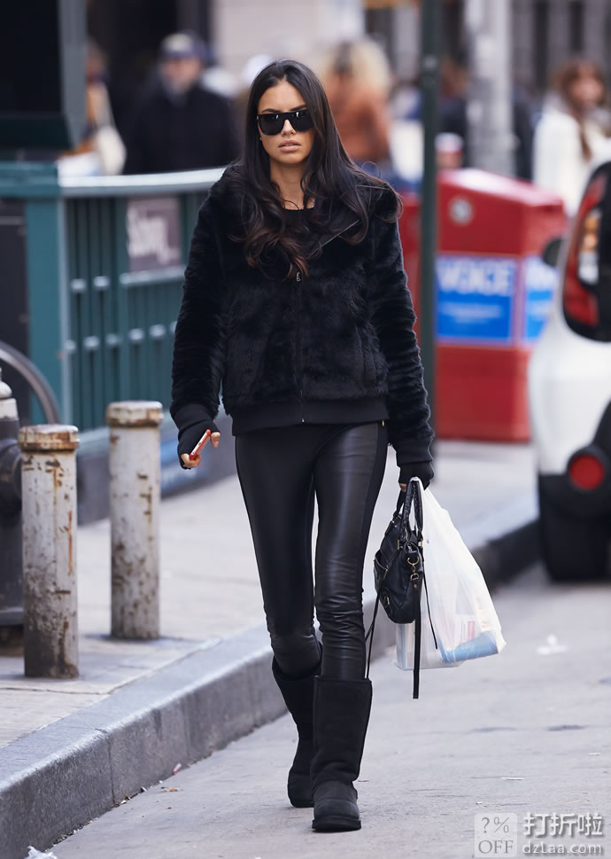 UGG Classic Tall II 防水防污 经典款 羊皮毛一体 女式雪地靴 黑色、栗色 38/39码 ￥564~616