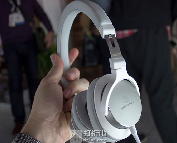 audio-technica 铁三角 ATH-SR5 Hi-RES便携HIFI头戴式耳机 双重优惠折后¥509包邮史低 2色可选 京东¥699