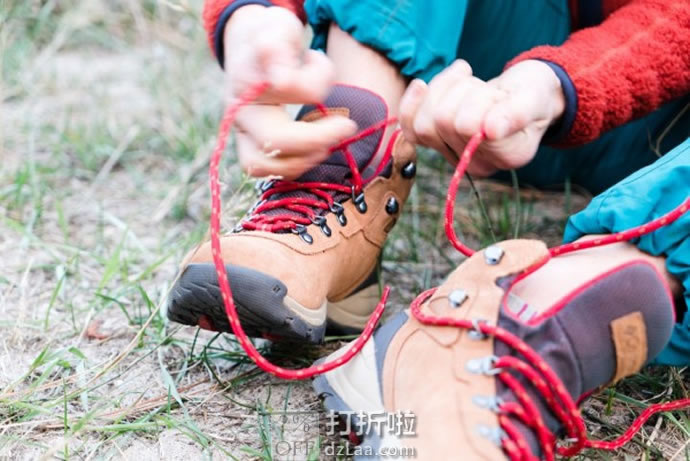 Columbia 哥伦比亚 Newton Ridge Plus 户外防水女式登山靴 ¥444秒杀