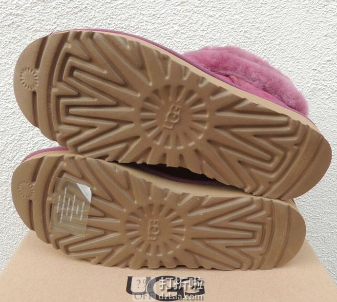 UGG Classic Mini Fluff 经典迷你毛茸款 雪地靴 时尚短靴 1106757 4.5折 两色可选 海淘转运到手约￥566