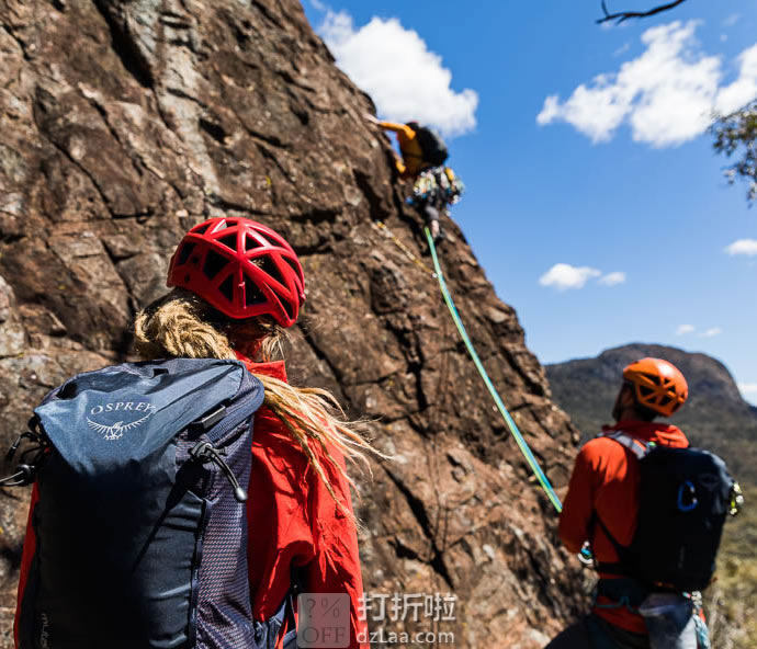 Osprey 小鹰 Mutant 变异系列 22L 户外双肩包 ￥449 两色可选